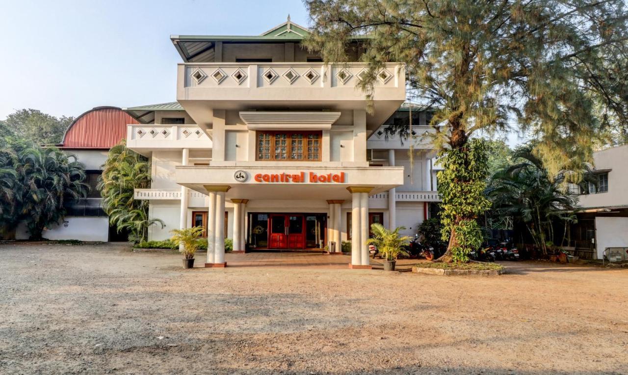 Treebo Trend Central Hotel Museum Road Thrissur Exterior photo